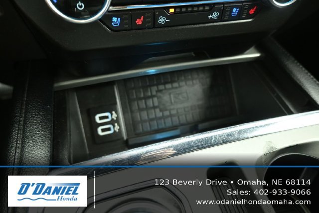 Used 2019 Ford Expedition XLT w/ Equipment Group 202A AWD/4WD image 33