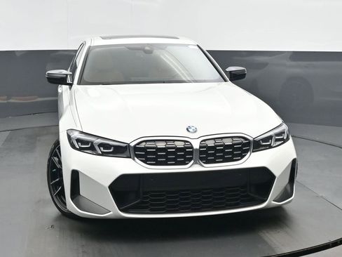 Used 2023 BMW M340i w/ Driving Assistance Package image 8