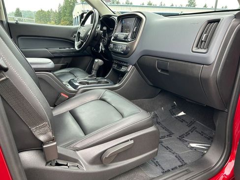 Used 2021 Chevrolet Colorado Z71 w/ Safety Package image 26