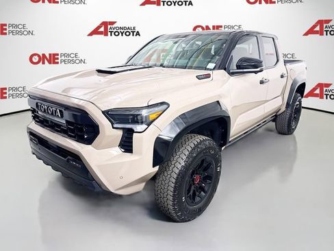 Certified 2025 Toyota Tacoma TRD Pro AWD/4WD image 4