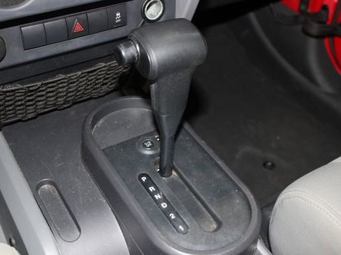 Used 2010 Jeep Wrangler Unlimited Sport image 40