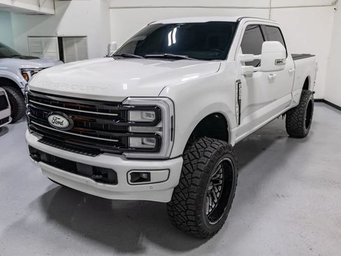 Used 2024 Ford F250 Limited w/ FX4 Off-Road Package AWD/4WD image 3