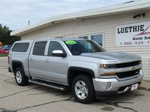 Used 2018 Chevrolet Silverado 1500 LT w/ All Star Edition AWD/4WD image 4