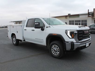 New 2026 GMC Sierra 2500 Pro w/ Convenience Package