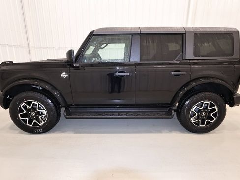 New 2026 Ford Bronco Outer Banks AWD/4WD image 6