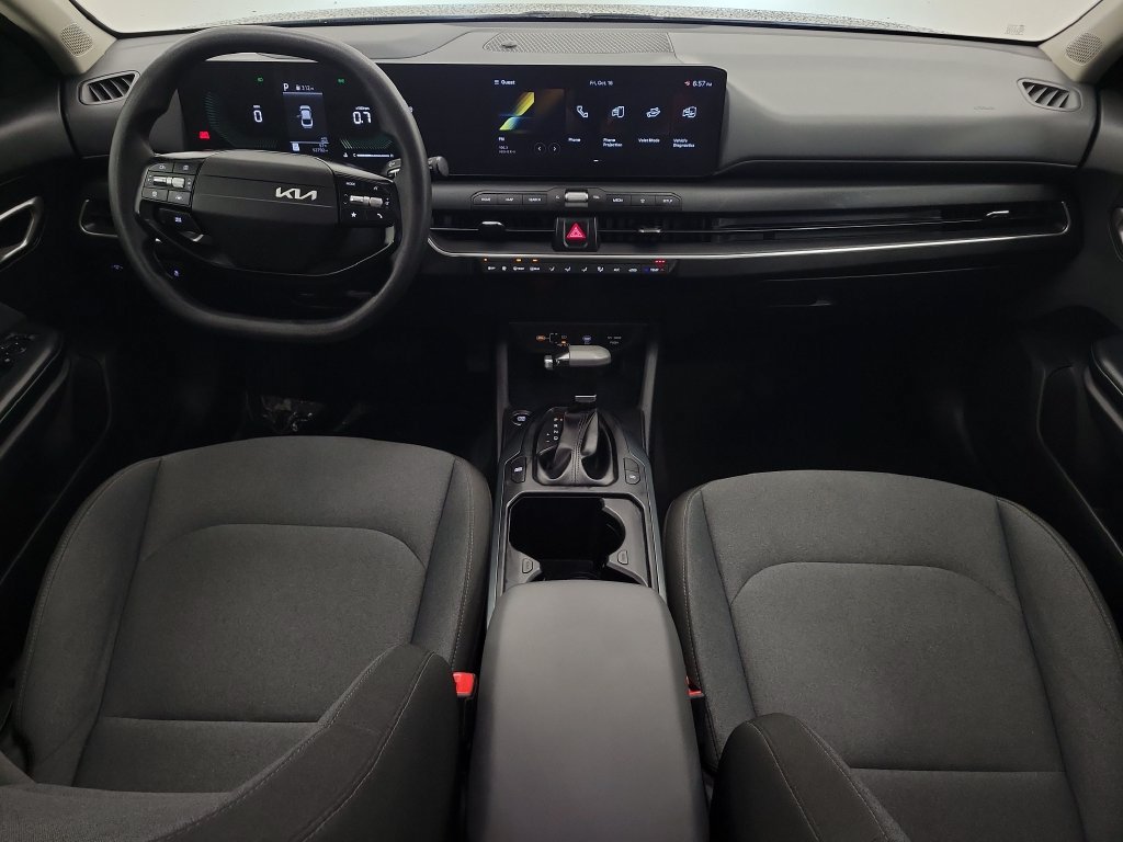 Used 2025 Kia K4 FWD image 14