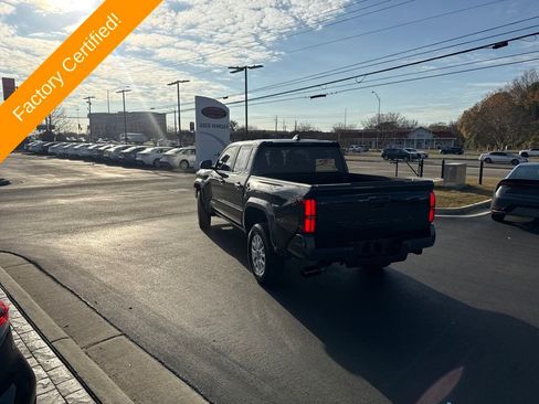 Used 2024 Toyota Tacoma SR5 image 3