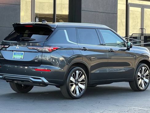 New 2026 Mitsubishi Outlander SEL FWD image 5