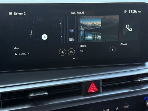 Used 2024 Kia Sorento S image 18