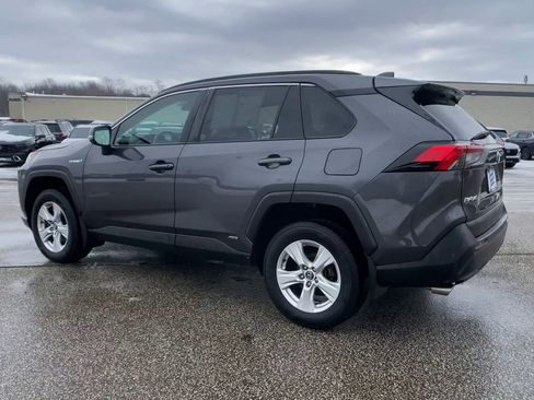 Used 2020 Toyota RAV4 XLE image 7