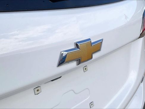 Used 2024 Chevrolet Equinox LT FWD image 30