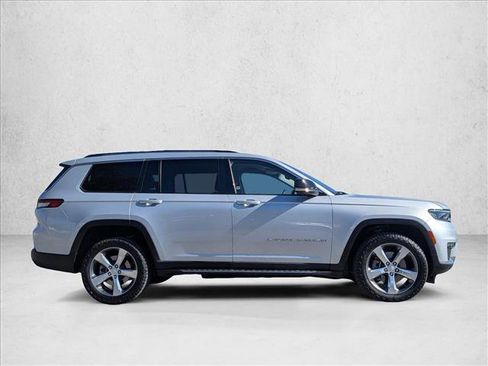 Used 2021 Jeep Grand Cherokee L Limited image 4