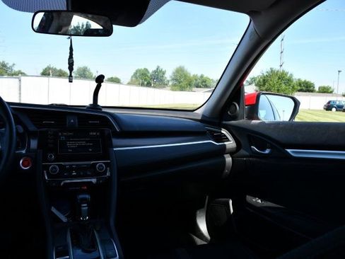 Used 2020 Honda Civic EX image 18