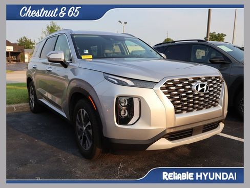 Used 2022 Hyundai Palisade SEL FWD image 1