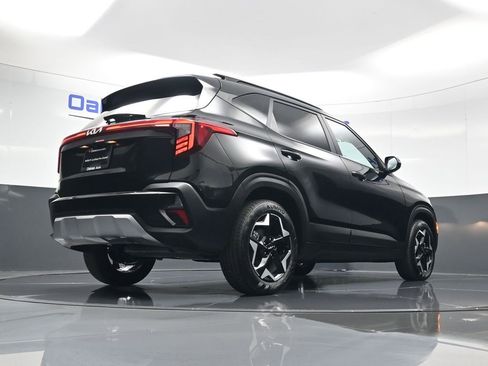 Certified 2025 Kia Seltos S image 44