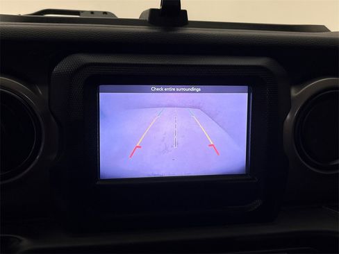 Used 2019 Jeep Wrangler Unlimited Sport S image 22