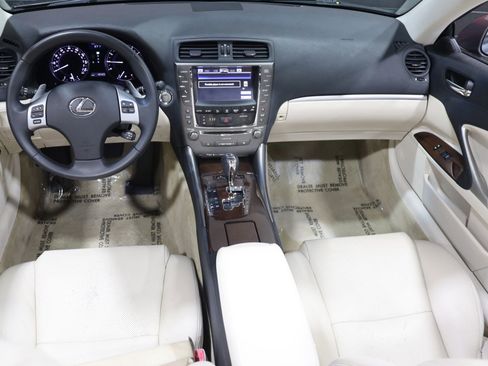 Used 2015 Lexus IS 250C image 47