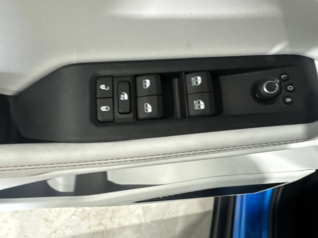 New 2026 Jeep Cherokee Limited AWD/4WD image 17