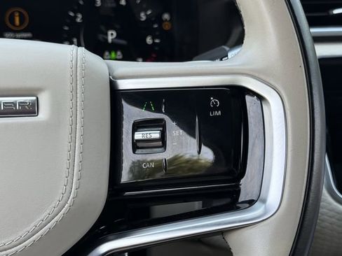 Used 2021 Land Rover Range Rover Velar R-Dynamic S AWD/4WD image 11