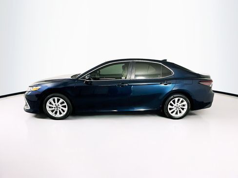 Used 2021 Toyota Camry LE w/ Convenience Package FWD image 4