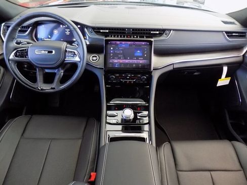 New 2025 Jeep Grand Cherokee L Overland image 13