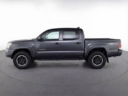 Used 2025 Toyota Tacoma TRD Off-Road image 5