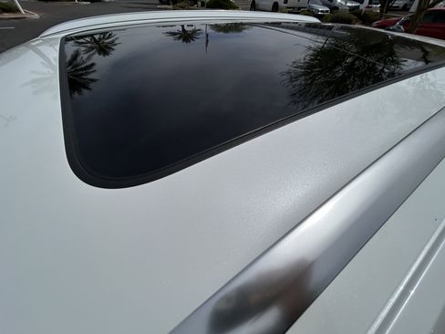 Used 2025 Volkswagen Atlas Cross Sport SEL Premium R-Line image 8