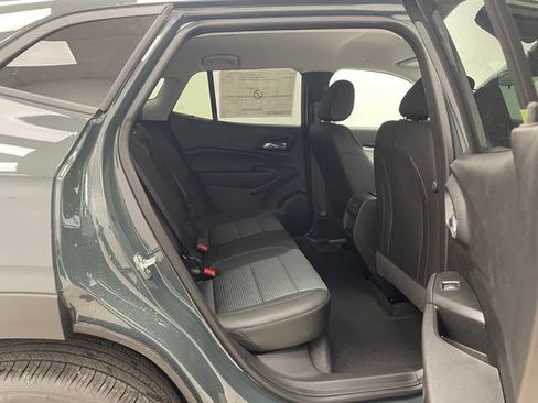 New 2026 Chevrolet Trax LT w/ Driver Confidence Package FWD image 12