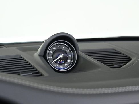 Certified 2025 Porsche 911 Carrera image 22