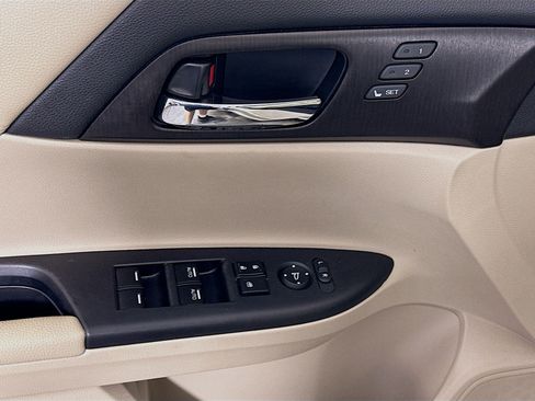 Used 2013 Honda Accord EX-L image 15