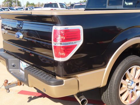 Used 2014 Ford F150 King Ranch w/ King Ranch Luxury Package image 12
