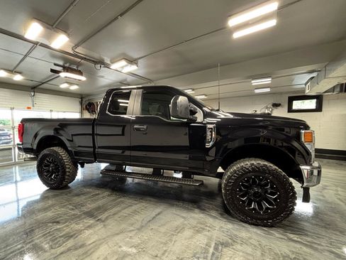 Used 2021 Ford F250 XL w/ STX Appearance Package image 16