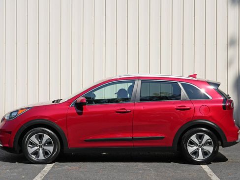 Used 2019 Kia Niro LX FWD image 41