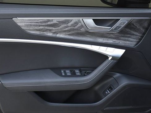 Used 2025 Audi A6 Premium Plus image 22