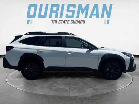 Used 2025 Subaru Outback Onyx Edition AWD/4WD image 7