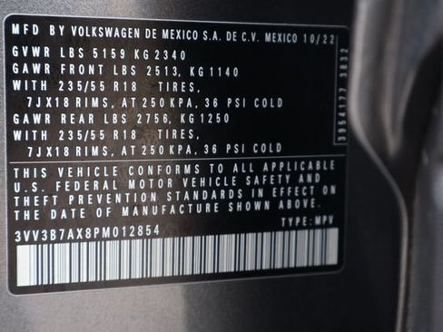 Certified 2023 Volkswagen Tiguan SE FWD image 28