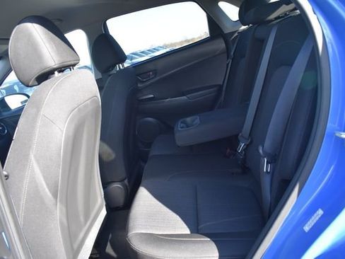 Used 2022 Hyundai Kona SEL image 17