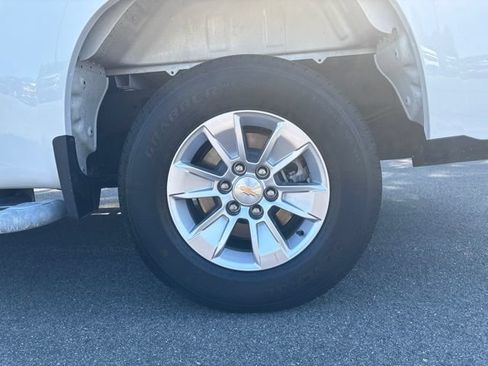 Used 2025 Chevrolet Silverado 1500 W/T RWD image 8