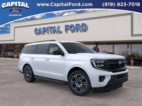 New 2026 Ford Expedition Active RWD image 7