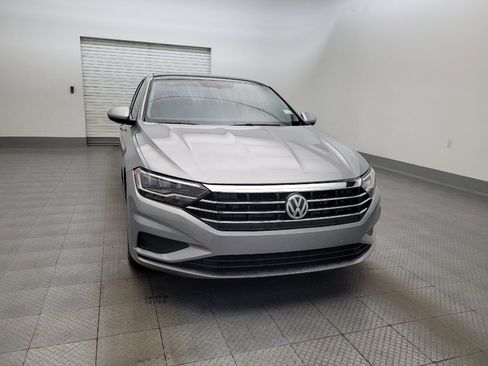 Used 2020 Volkswagen Jetta SE w/ SE Cold Weather Package FWD image 14