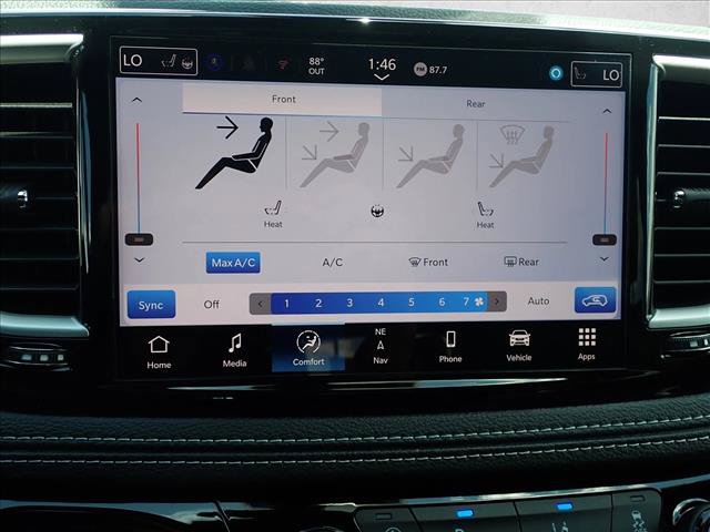New 2027 Chrysler Pacifica Select w/ Family Tech Group AWD/4WD image 21