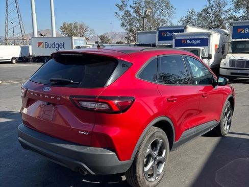 Used 2025 Ford Escape ST-Line AWD/4WD image 4