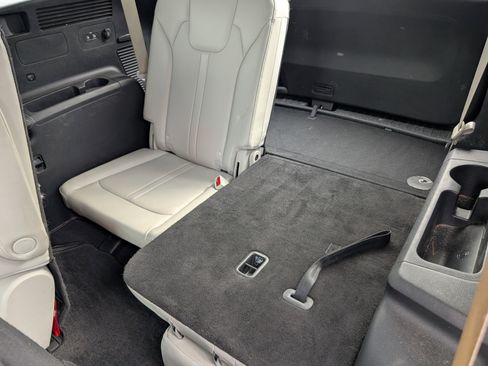 Used 2022 Kia Sorento SX image 32