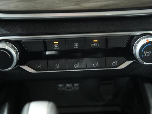 Used 2024 Nissan Altima 2.5 SV image 36