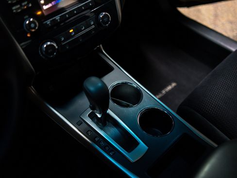 Used 2015 Nissan Altima 2.5 S w/ Power Driver Seat Package image 29