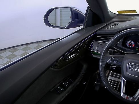Used 2023 Audi SQ8 Premium Plus image 20