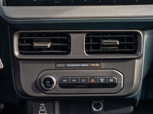 New 2026 Ford Maverick XL image 23