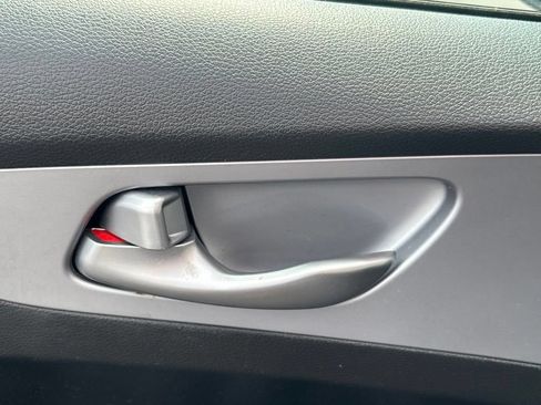Used 2023 Kia Forte LXS w/ LXS Technology Package FWD image 9