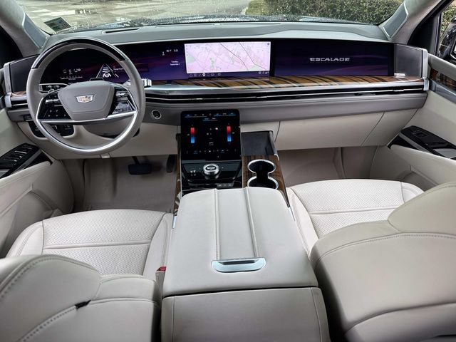 Used 2026 Cadillac Escalade ESV Platinum Sport AWD/4WD image 20