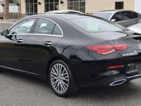 Used 2021 Mercedes-Benz CLA 250 4MATIC w/ Premium Package image 5